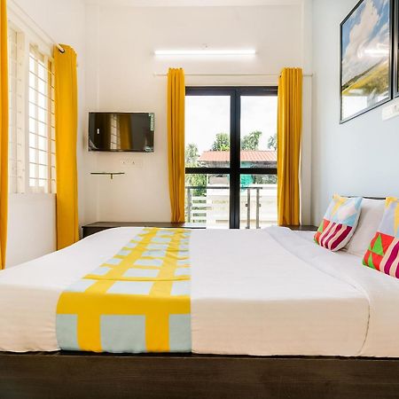 Hotel O Thykoodam Apartments Kochi Exteriör bild