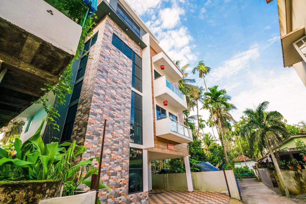 Hotel O Thykoodam Apartments Kochi Exteriör bild